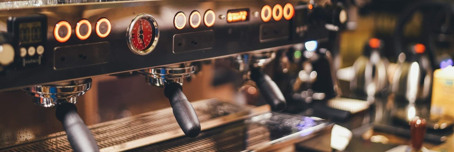 İyi Bir Espresso Makinesi Seçmenin Önemi ve Müşteri Memnuniyetine Katkısı